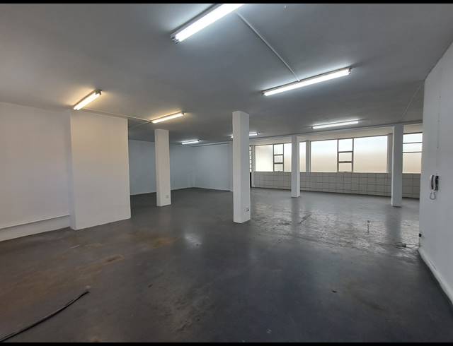 215M² OFFICE TO LET IN GLENHAZEL